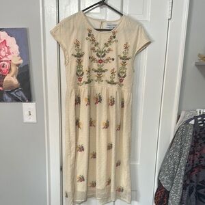 Piper & Scott midi dress size medium